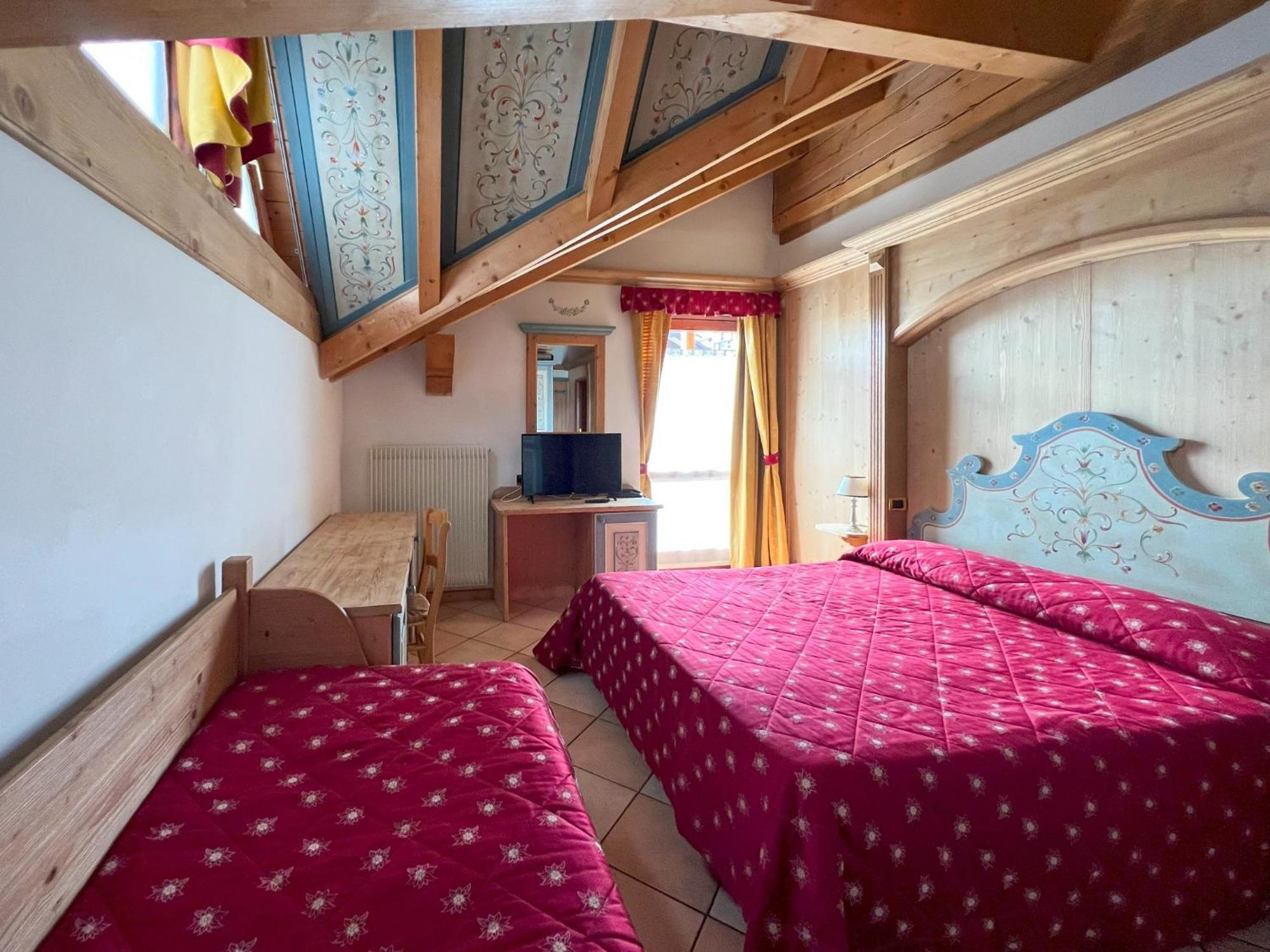 Hotel Residence Dahu ปัสโซเดลโตนาเล ภายนอก รูปภาพ