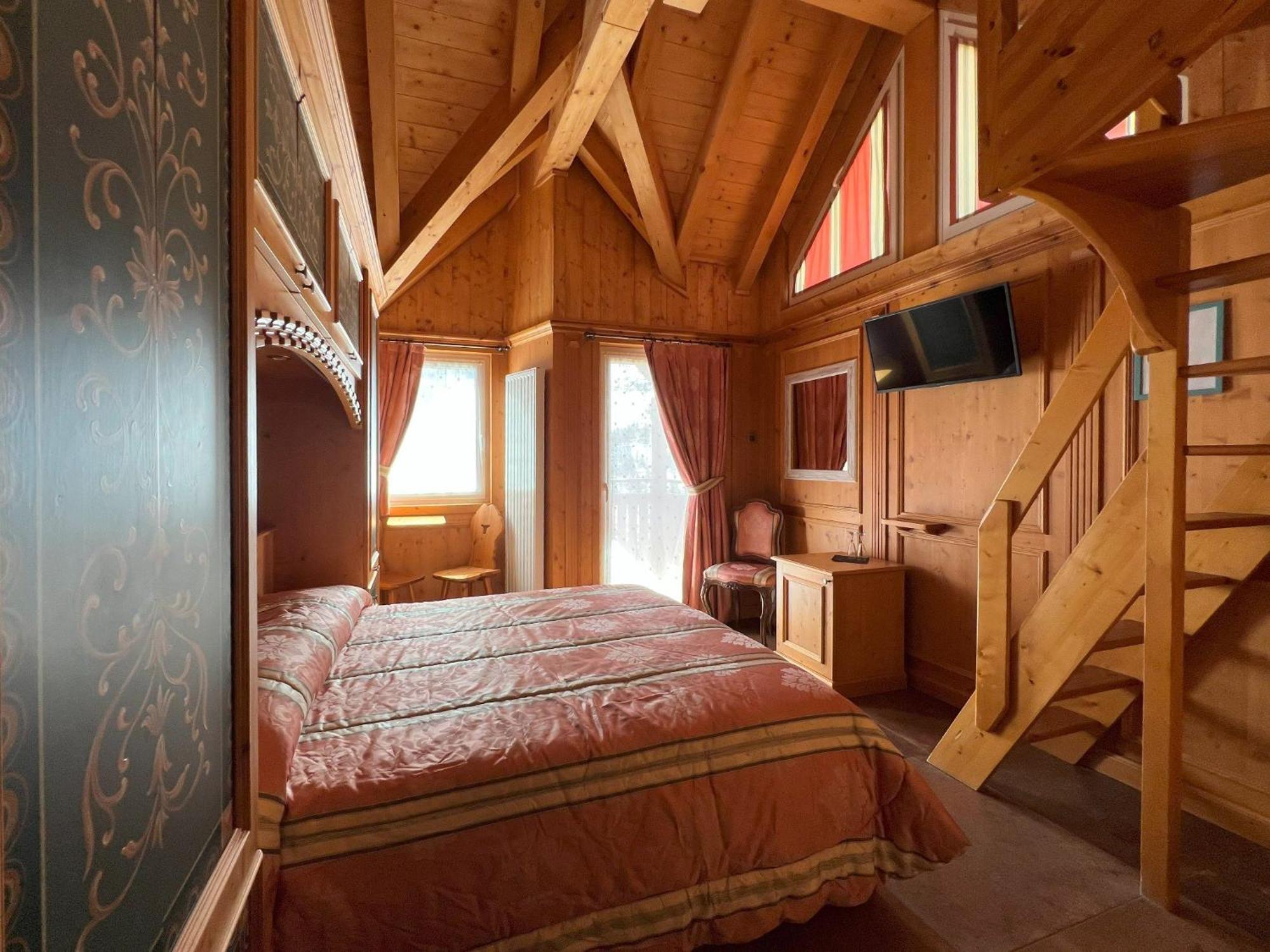 Hotel Residence Dahu ปัสโซเดลโตนาเล ภายนอก รูปภาพ